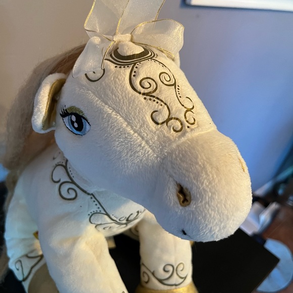 Build-A-Bear Enchanted White and Gold Pony Horse plush - Picture 3 of 14